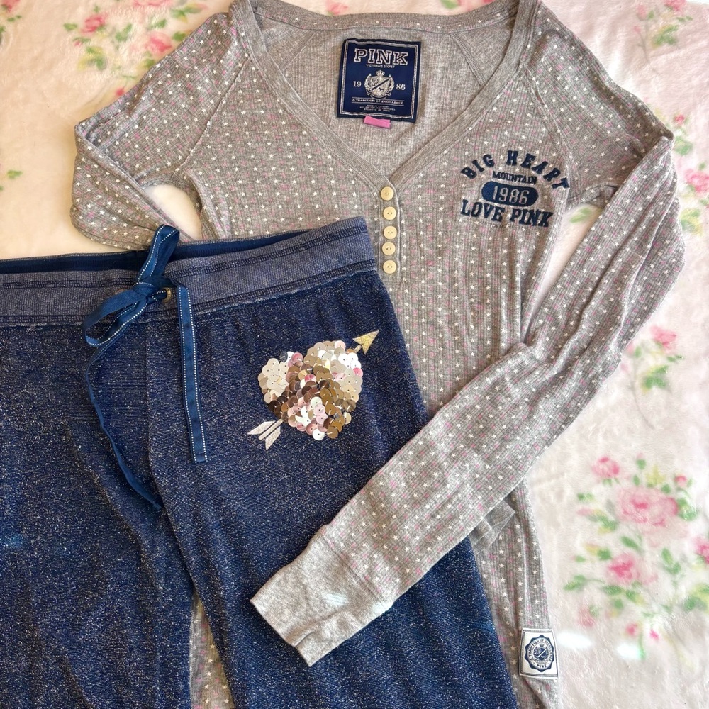 Victoria's Secret PINK True Y2K Pajama Set Top Size Medium & Bottoms Size Small
